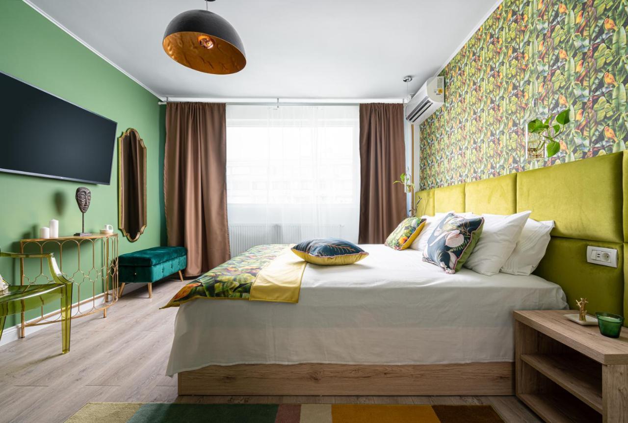 The - Apartment *