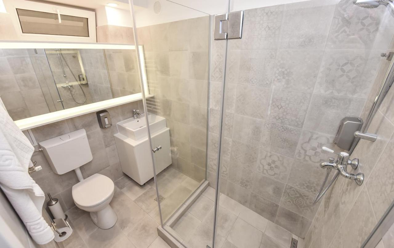 Apartment The -